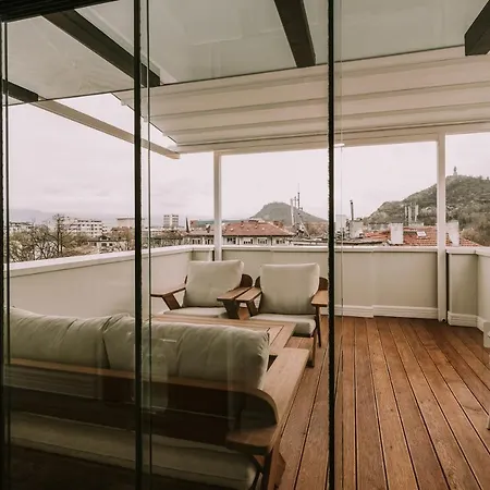 Orpheus Aparthotel